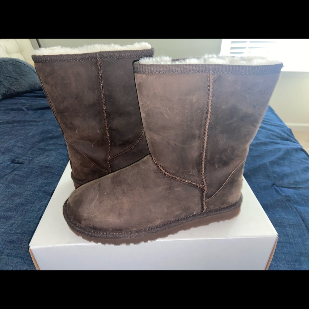 Chocolate uggs